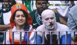 吃瓜群众奇葩娱乐视频,奇葩娱乐视频盘点，笑料百出引人捧腹