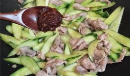 娱乐吃瓜酱婆媳关系,娱乐吃瓜酱中的甜蜜与矛盾