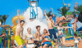 吃瓜看戏水上娱乐视频,吃瓜看戏，水上娱乐视频盛宴